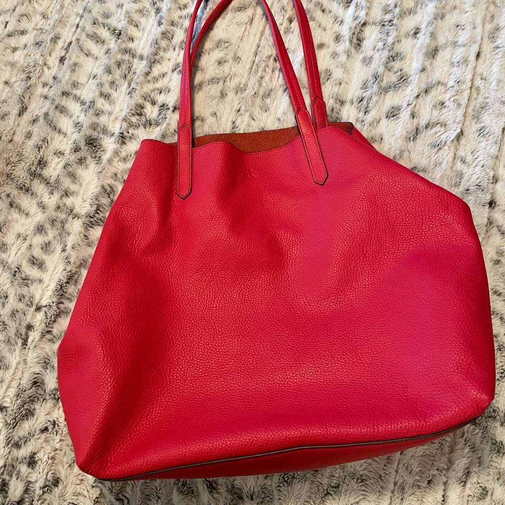 Red Banana Republic Shoulder Bag - Picture 3 of 4